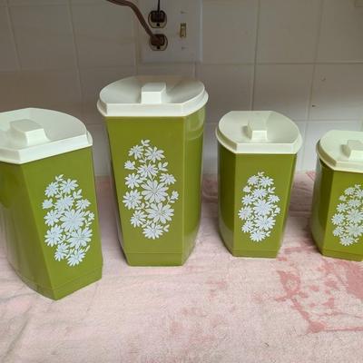 Avacodo Green Vintage Canister Set