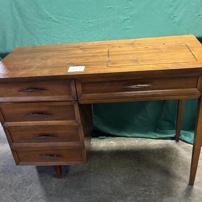 Sewing Machine Cabinet
