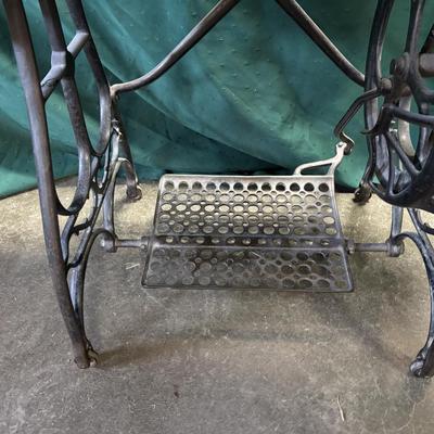 Queen Sewing Machine and Cabinet