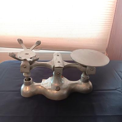 ENTERPRISE JACOBS BROS MAKERS BALANCE SCALE WITH WEIGHTS