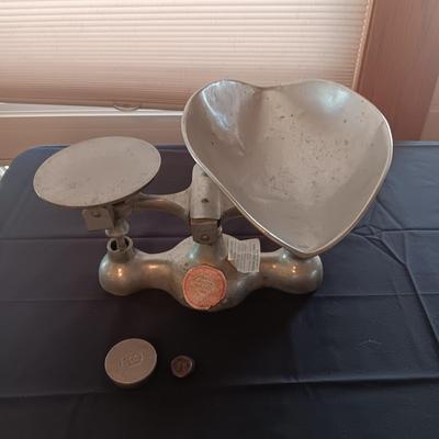 ENTERPRISE JACOBS BROS MAKERS BALANCE SCALE WITH WEIGHTS