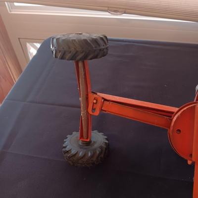 STRUCTO TOYS PRESSED STEEL ROAD GRADER