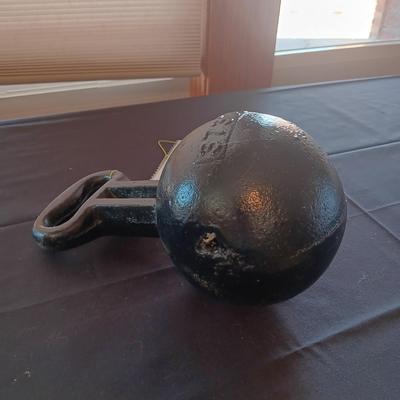 WHAT IS IT? IT'S A LINE WEIGHT. (Read the card from the Fence Post for more info)