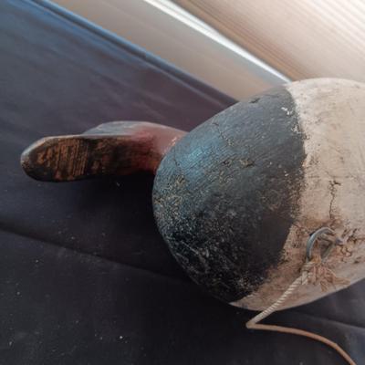 OLD WOODEN HAND CARVED DUCK DECOY