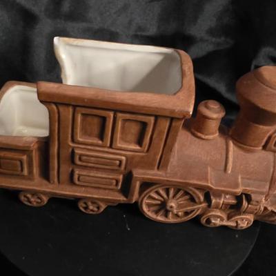 Vintage Ceramic Train Planter Figurine – Made in Japan Mid-Century Pottery Collectible