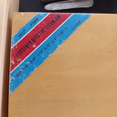 7 PC FORSTNER TITANIUM BITS AND 5 PC LARGE DRILL BITS IN WOODEN CASES