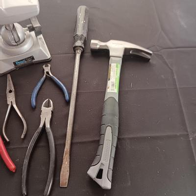 PANAVISE AND HAND TOOLS