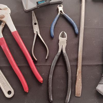 PANAVISE AND HAND TOOLS