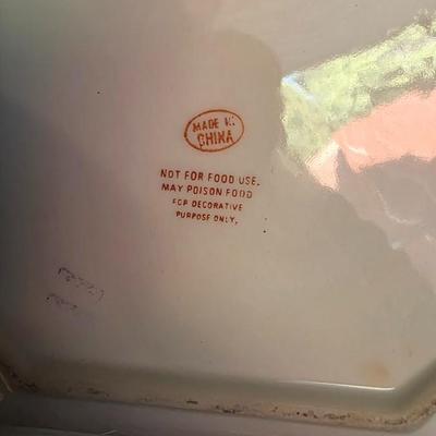 Vintage Chinese Rose Medallion Octagonal Plate — Hand-Painted Porcelain Art with Floral and Gold Detailing