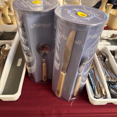 Sale Photo Thumbnail #140