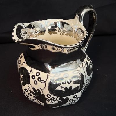 Wedgwood ‘Festivity’ Plates Plus More (DR-RG)