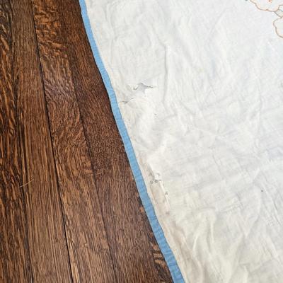 Assortment of Older Quilts & ' The Quilts of Gees Bend' Book (O-JS)