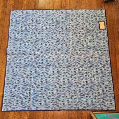 Assortment of Older Quilts & ' The Quilts of Gees Bend' Book (O-JS)