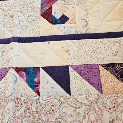 Assortment of Older Quilts & ' The Quilts of Gees Bend' Book (O-JS)