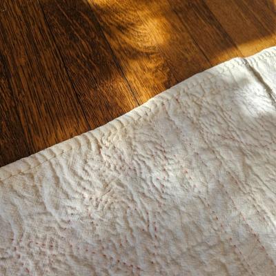 Assortment of Older Quilts & ' The Quilts of Gees Bend' Book (O-JS)