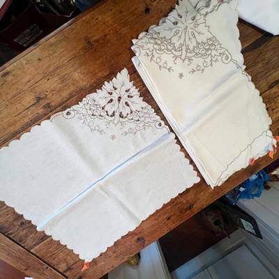 Table Linens (DR-RG)