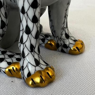 Hand Painted Herend First Edition Porcelain Seated Dog Figurine (LR-RG)