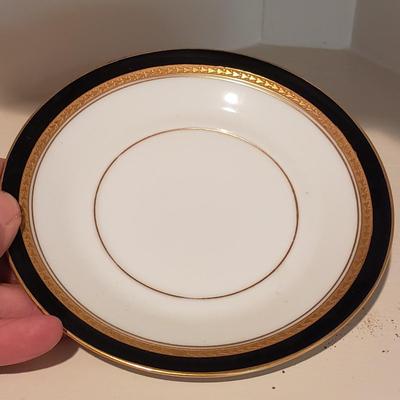 Tracey Flickinger "Dinner is Served" and More (KN-KD)