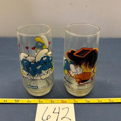 Vintage Smurf Collector Glasses