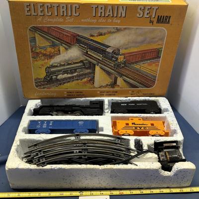 Vintage Electric Train by Marx