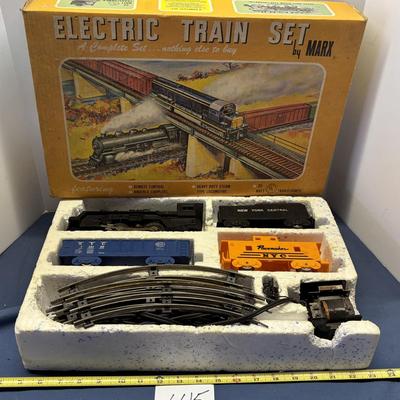 Vintage Electric Train by Marx