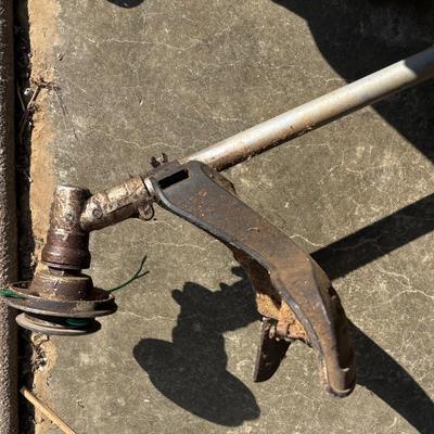 Craftsman Gas Weedwhacker 32cc Weedeater