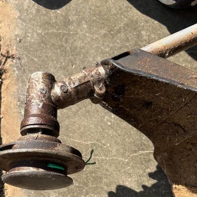 Craftsman Gas Weedwhacker 32cc Weedeater