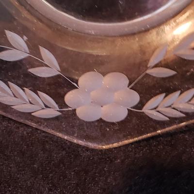 Rock Sharpe Styled Etched Champagne Glasses and Plates (KN-KD)