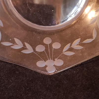 Rock Sharpe Styled Etched Champagne Glasses and Plates (KN-KD)