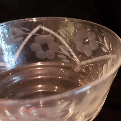 Rock Sharpe Styled Etched Champagne Glasses and Plates (KN-KD)