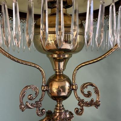 Victorian-Style Cherub Oil Lamp (LR-SF)