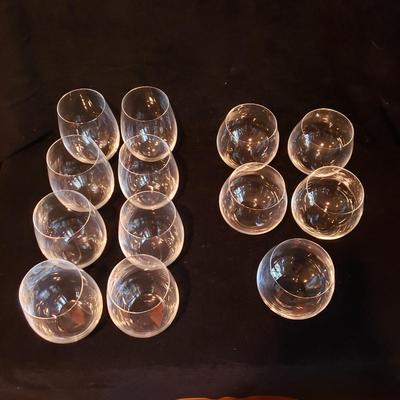 Small & Large Riedel Wine Glasses (KN-KD)