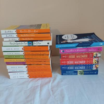 Miss Julia NC Based Fiction Series & More (PB-BBL)