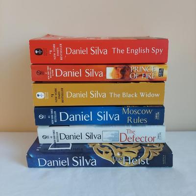 Mystery Novels by Catherine Coulter & More (PB-BBL)