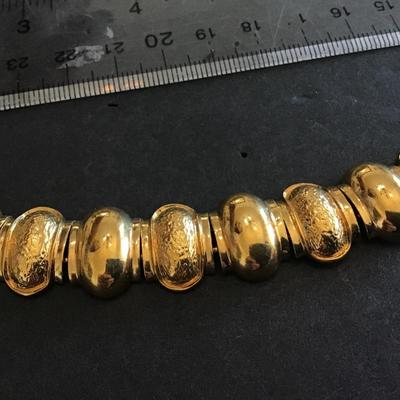 Pretty Gold Tone Bracelet
