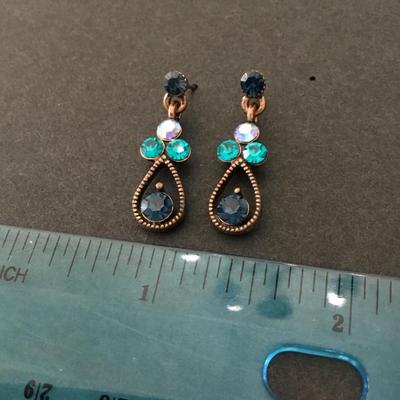 Pretty dangle earrings