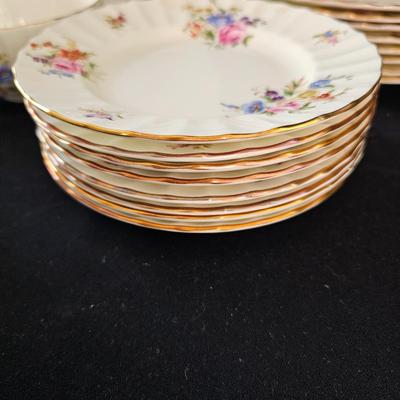 Set of Royal Worcester 'Roanoke' China & More (LR-JS)