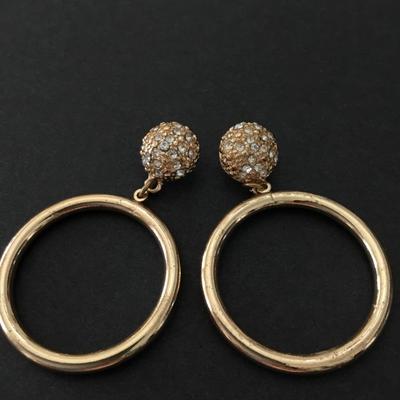 Gold tone hoop earrings