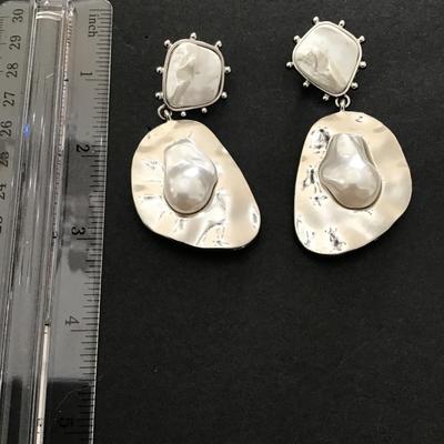 Silver toned, chunky faux, pearl dangle earrings