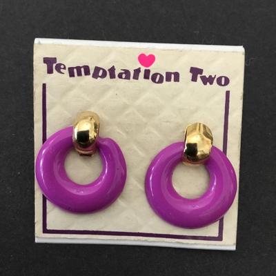 Cute, vintage, purple enamel hoop, stud earrings