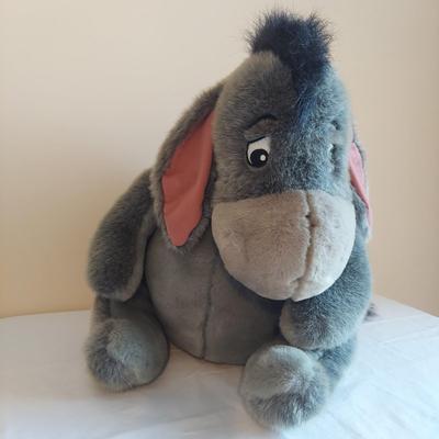 Disney Store Collectable Eeyore Plush (PB-BBL)