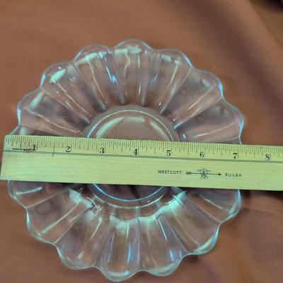 Large flat of glassware Anchor Hocking, Hobnail, Tiffin Francisan