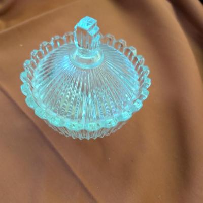 Large flat of glassware Anchor Hocking, Hobnail, Tiffin Francisan