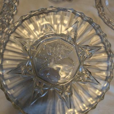 Large flat of glassware Anchor Hocking, Hobnail, Tiffin Francisan