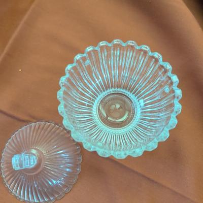 Large flat of glassware Anchor Hocking, Hobnail, Tiffin Francisan