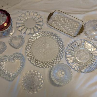 Large flat of glassware Anchor Hocking, Hobnail, Tiffin Francisan