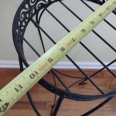Metal Planter Stand