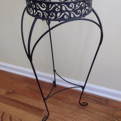 Metal Planter Stand