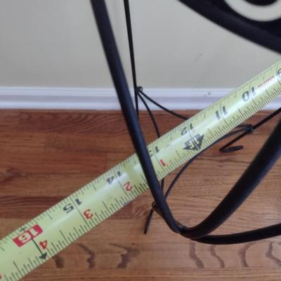 Metal Planter Stand