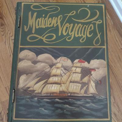 Lacquer Finish 'Book Stack' Mariner Themed End Table with Storage